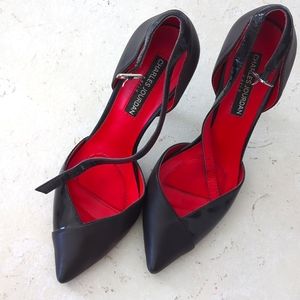 Charles Jourdan Paris black Leather Pumps with Ankle Strap - Size 5.5
